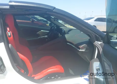 2024 Chevrolet Corvette E-Ray Rwd 3Lz z USA, uszkodzony, nr VIN 1G1YM3D44R5501195